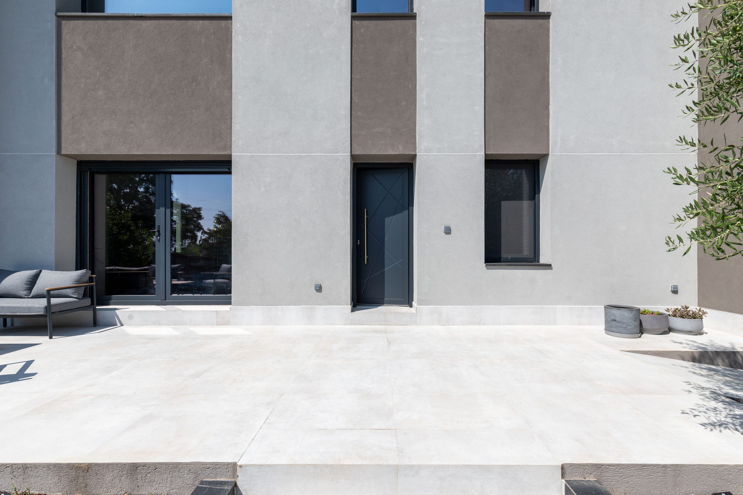 vivienda-unifamiliar-reforma-nave-industrial-a-vivienda-nessarquitectos